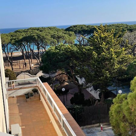 Apartamento Marina Playa, Primera Linea De Mar بلانيس المظهر الخارجي الصورة