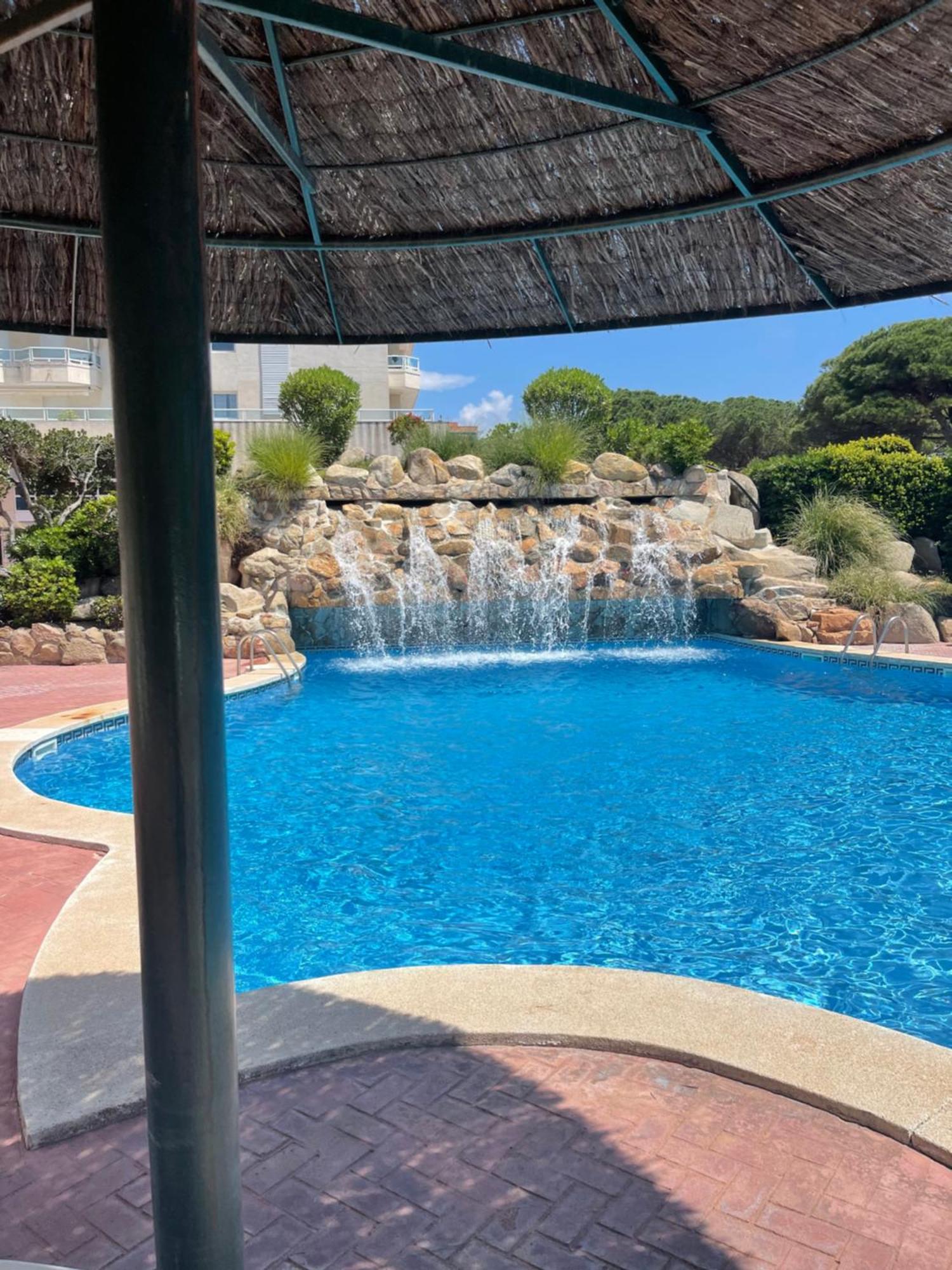 Apartamento Marina Playa, Primera Linea De Mar بلانيس المظهر الخارجي الصورة